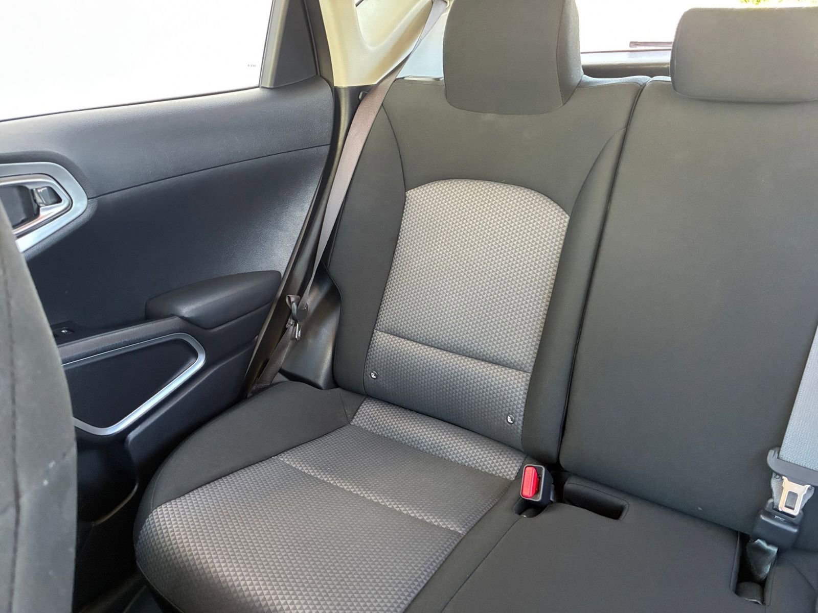 Used 2025 Kia Soul LX w/ LX Technology Package image 37