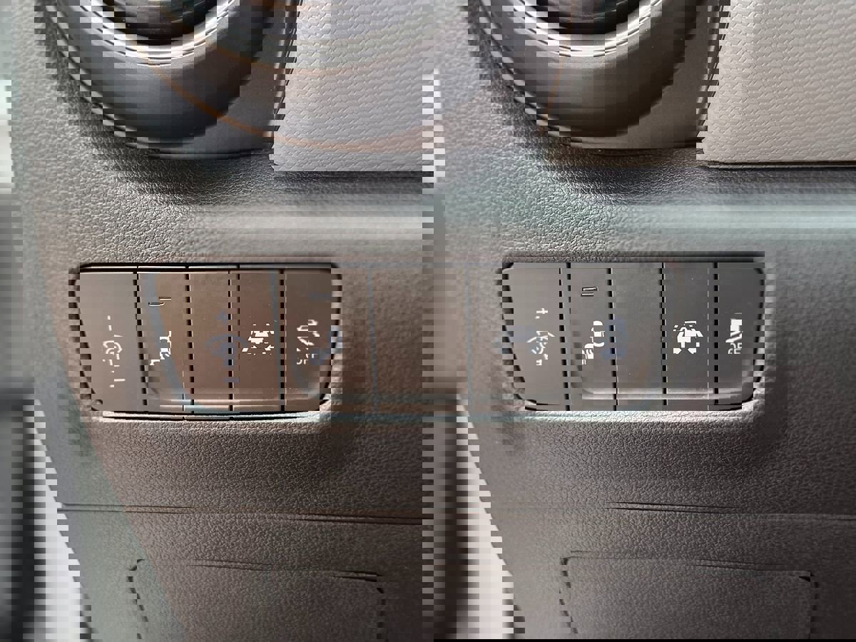 Used 2019 Hyundai Kona Limited image 49