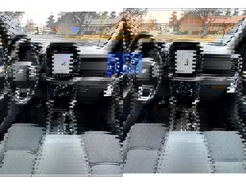 New 2025 Ford F150 XLT w/ Equipment Group 302A MID image 7