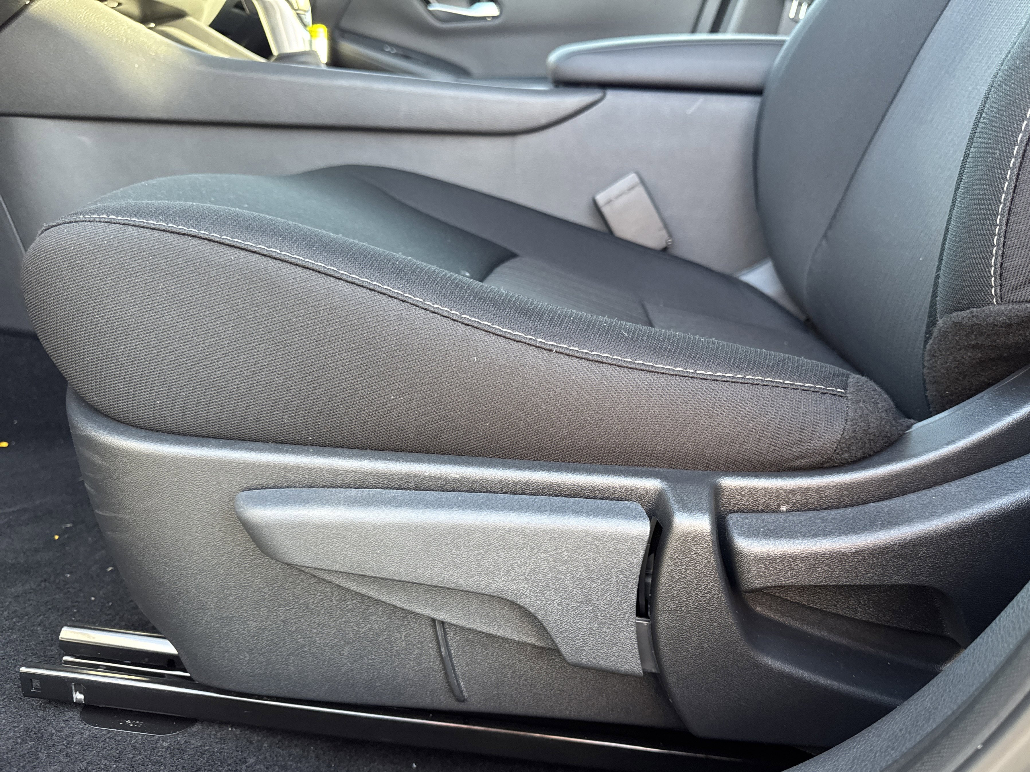 New 2025 Nissan Sentra SV image 11