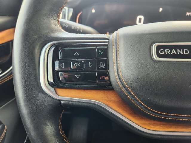 Used 2022 Jeep Grand Wagoneer Series III AWD/4WD image 30