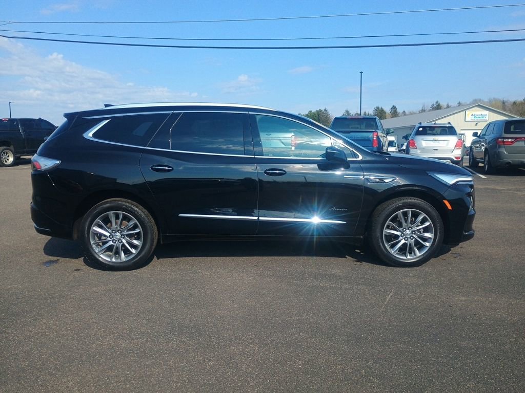 Used 2023 Buick Enclave Avenir w/ Avenir Technology Package AWD/4WD image 8