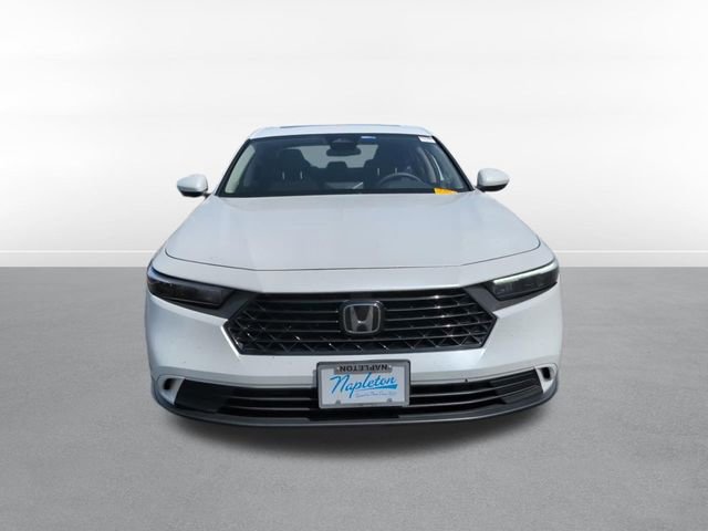 Used 2024 Honda Accord EX image 11