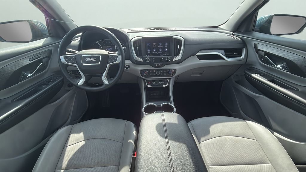 Used 2024 GMC Terrain SLT image 18
