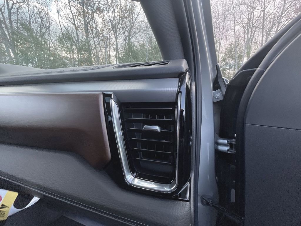 New 2026 GMC Sierra 3500 Denali w/ Technology Package image 38