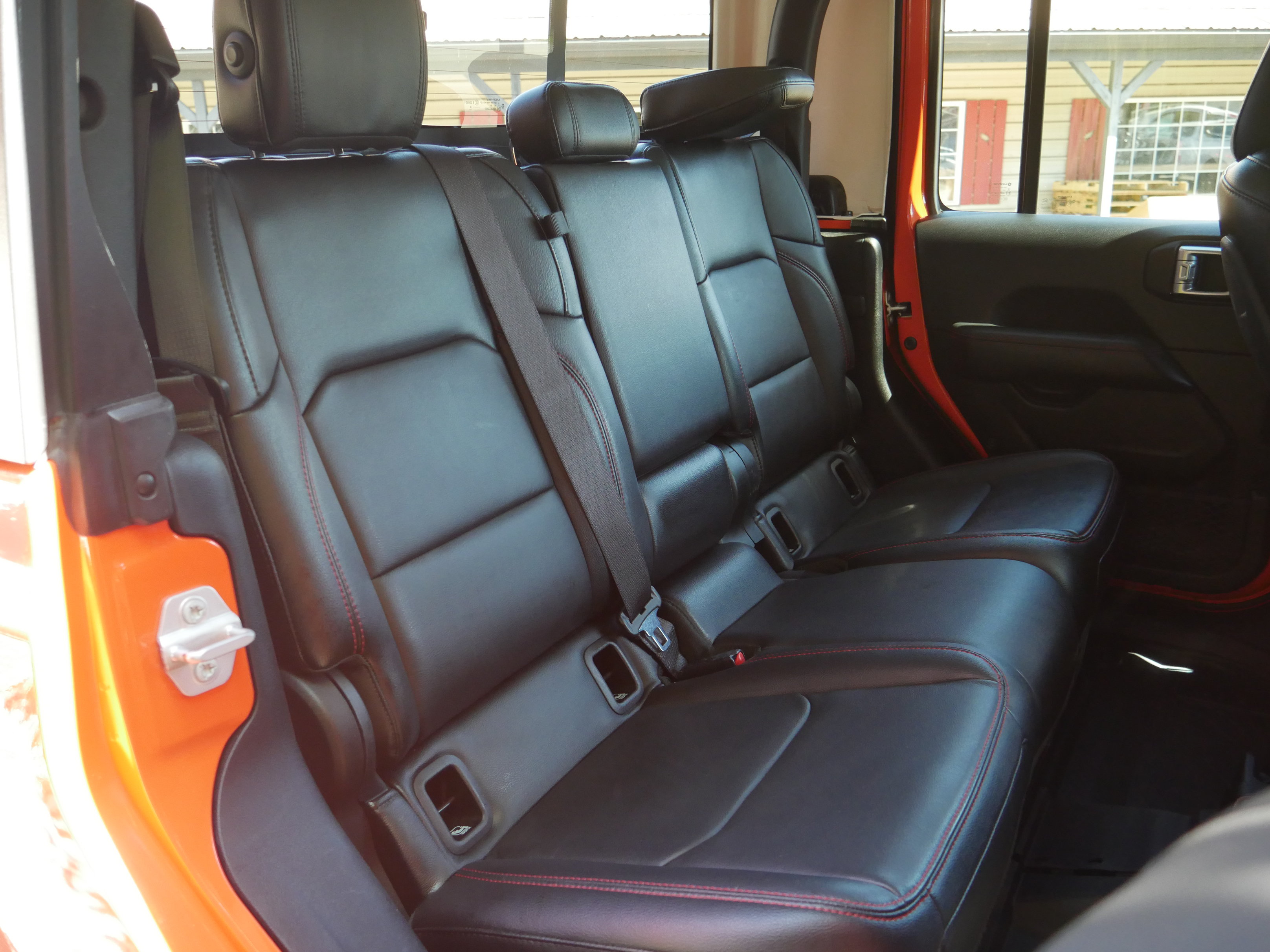 Used 2020 Jeep Gladiator Rubicon AWD/4WD image 30