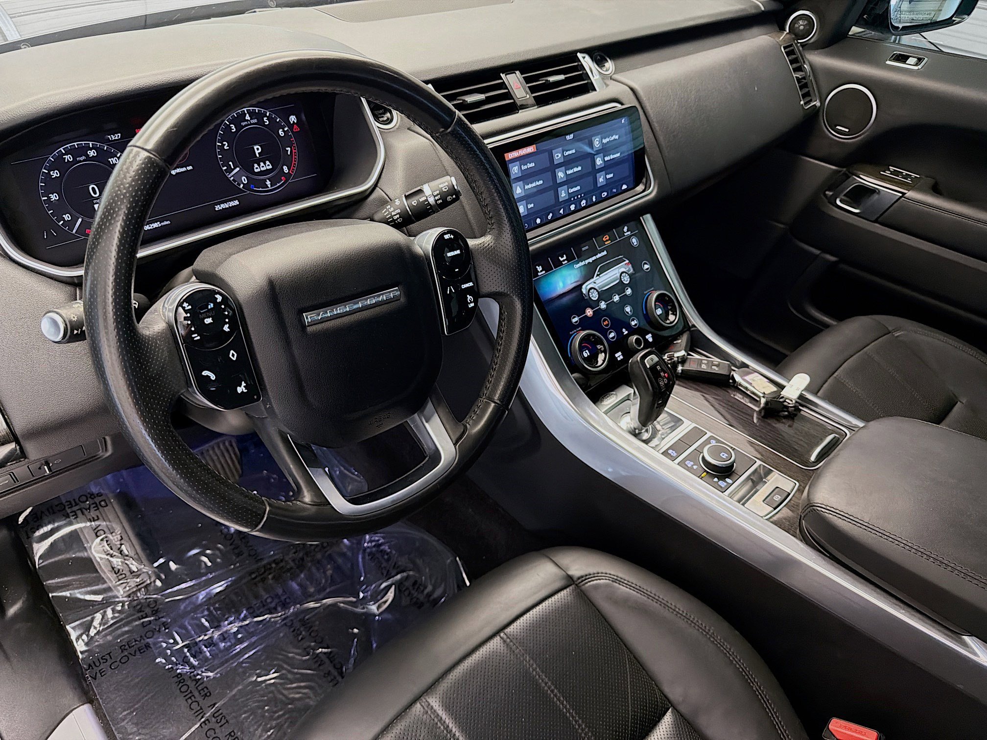 Used 2020 Land Rover Range Rover Sport HSE image 7