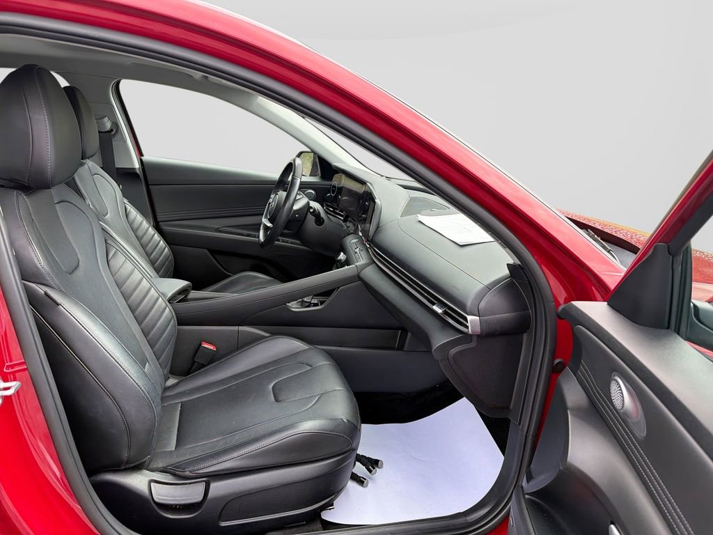 Certified 2023 Hyundai Elantra Limited image 30