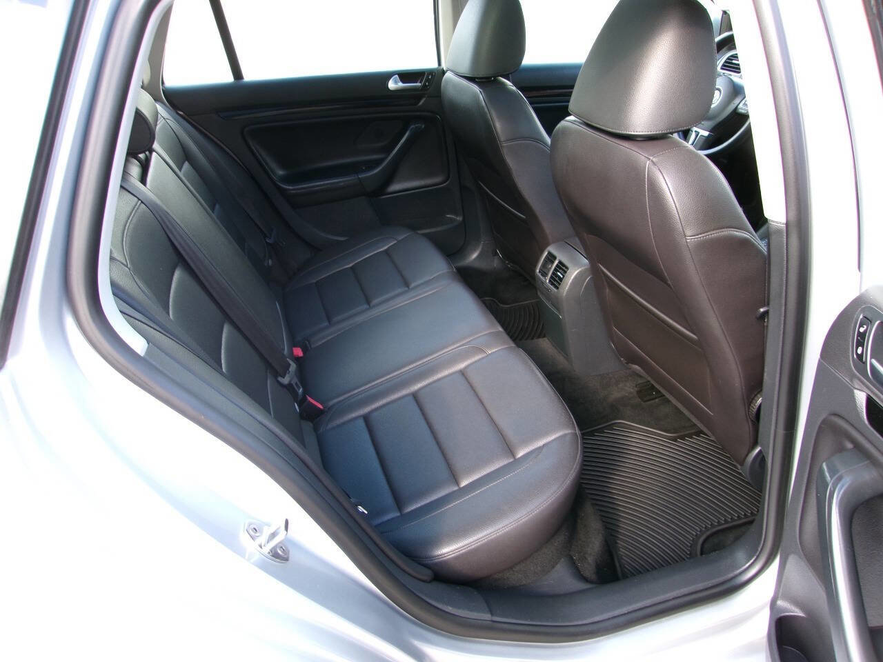 Used 2013 Volkswagen Jetta TDI image 10
