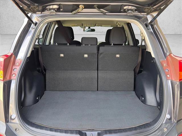 Used 2014 Toyota RAV4 LE FWD image 18