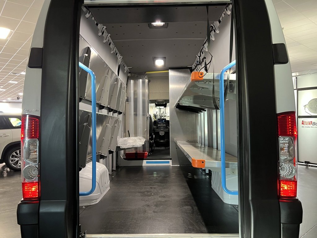 Used 2024 RAM ProMaster 3500 w/ Delivery Van Package image 26