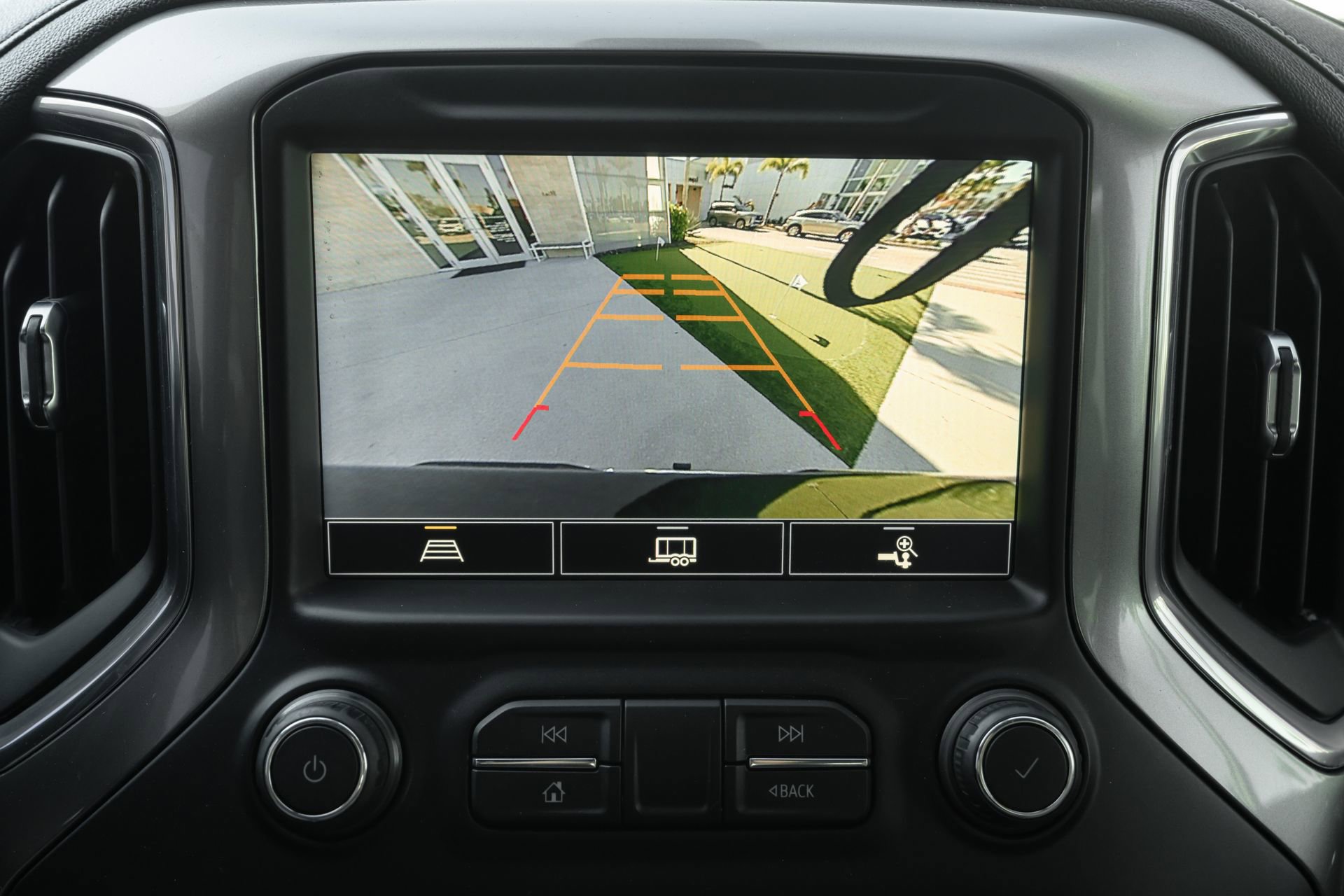 Used 2021 Chevrolet Silverado 1500 LTZ image 14