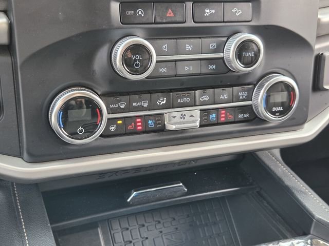 Used 2024 Ford Expedition Max XLT image 23
