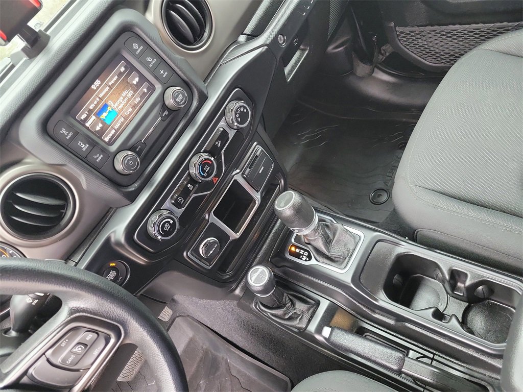 Used 2020 Jeep Wrangler Sport image 29