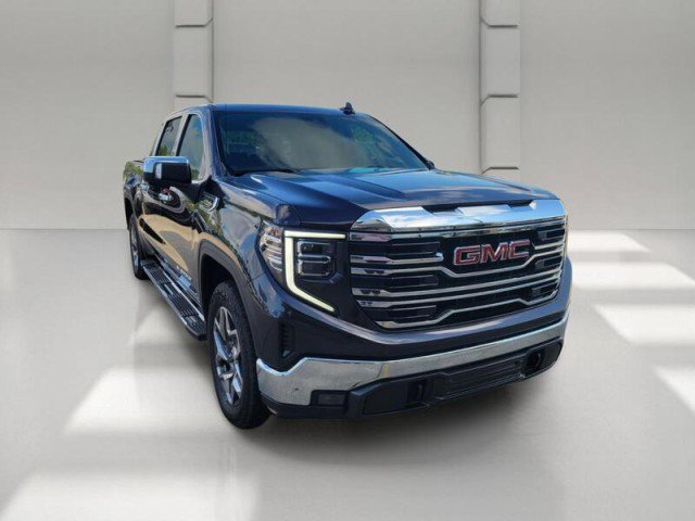 Used 2022 GMC Sierra 1500 SLT w/ SLT Premium Package AWD/4WD image 3