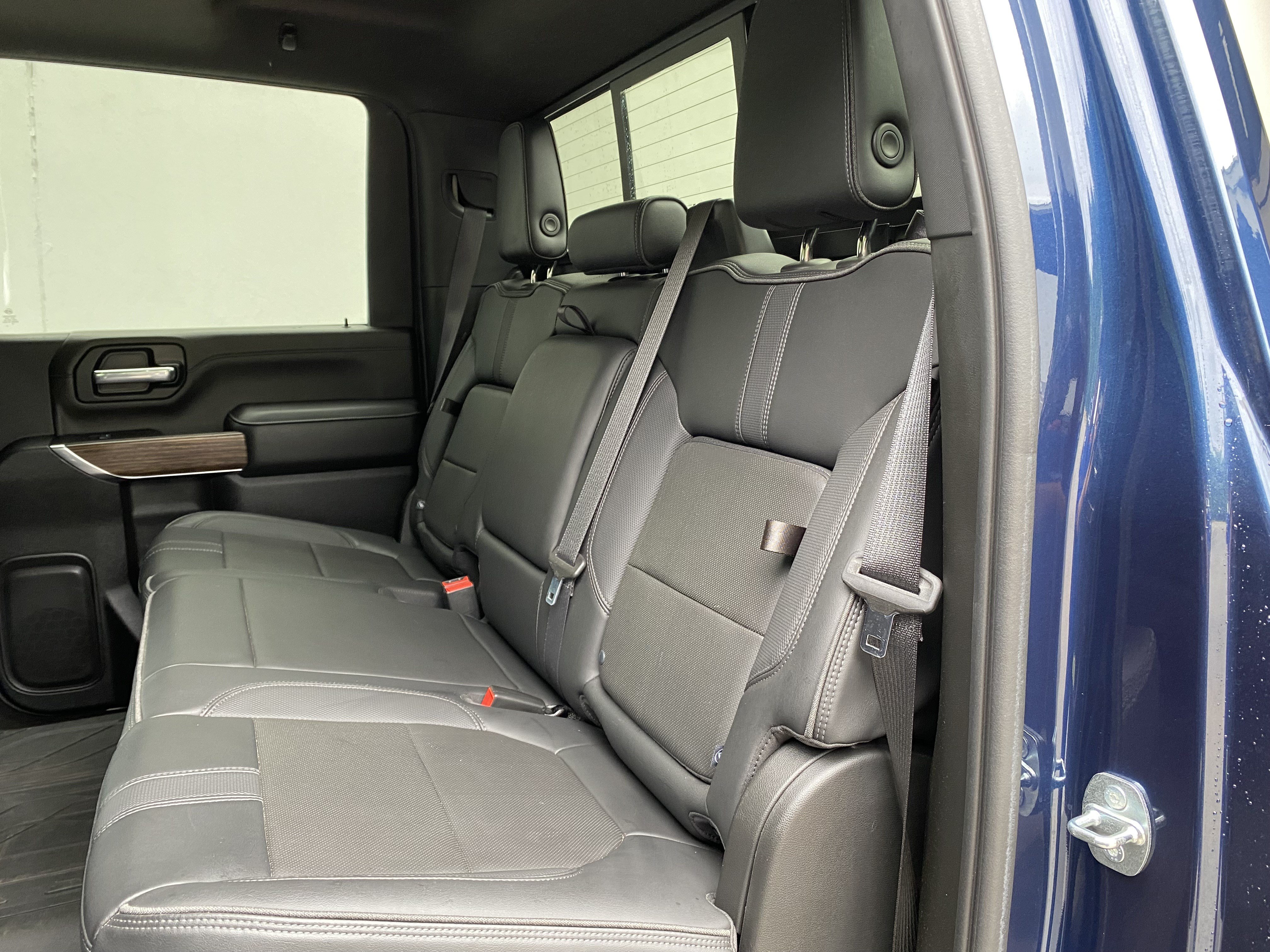 Used 2022 Chevrolet Silverado 2500 High Country AWD/4WD image 38