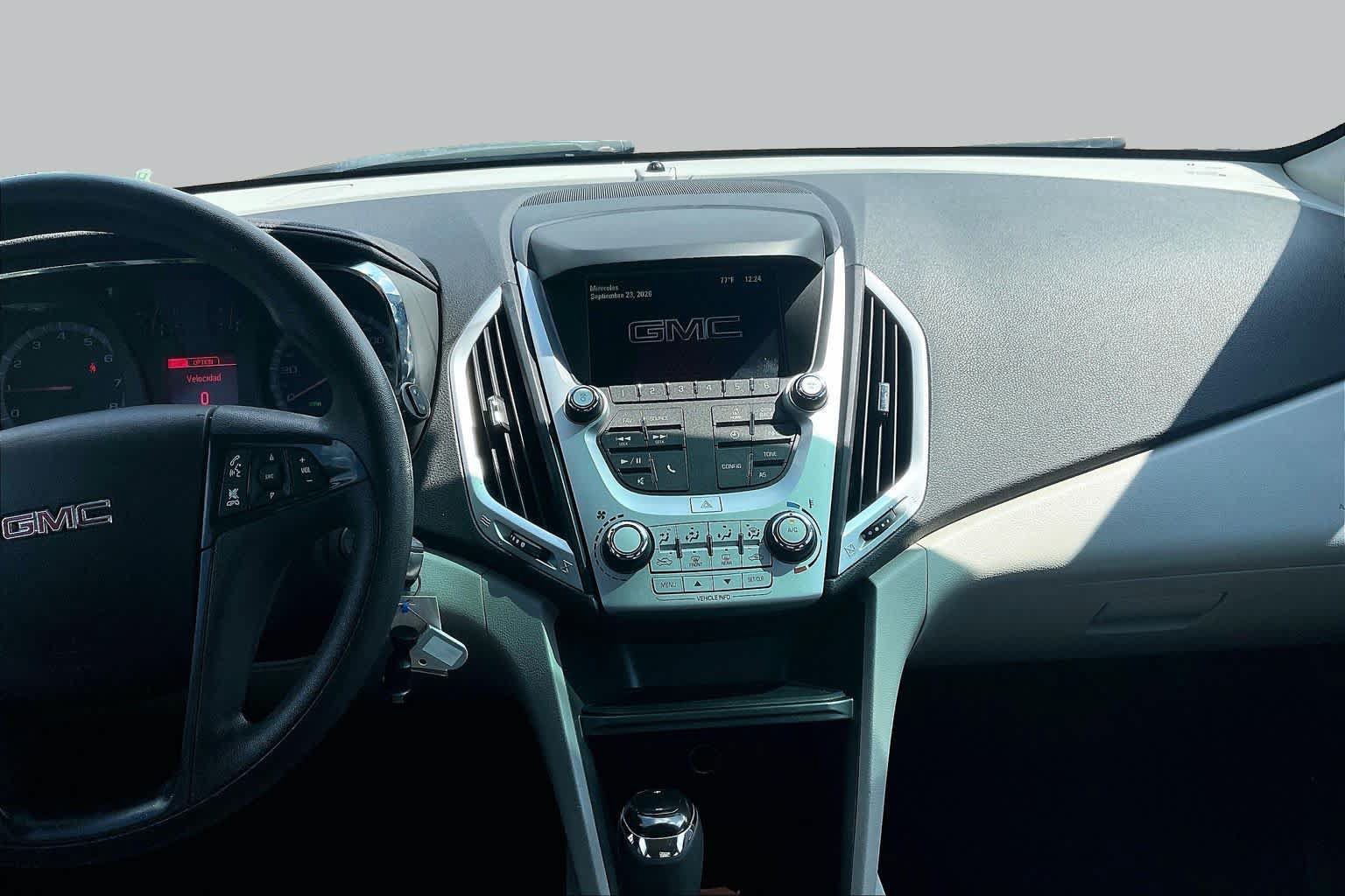 Used 2017 GMC Terrain SLE FWD image 7