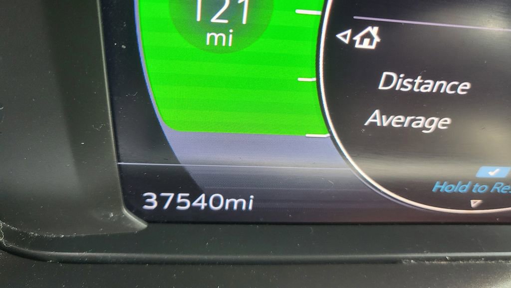 Used 2022 Chevrolet Bolt EUV Premier w/ Sun & Sound Package FWD image 31