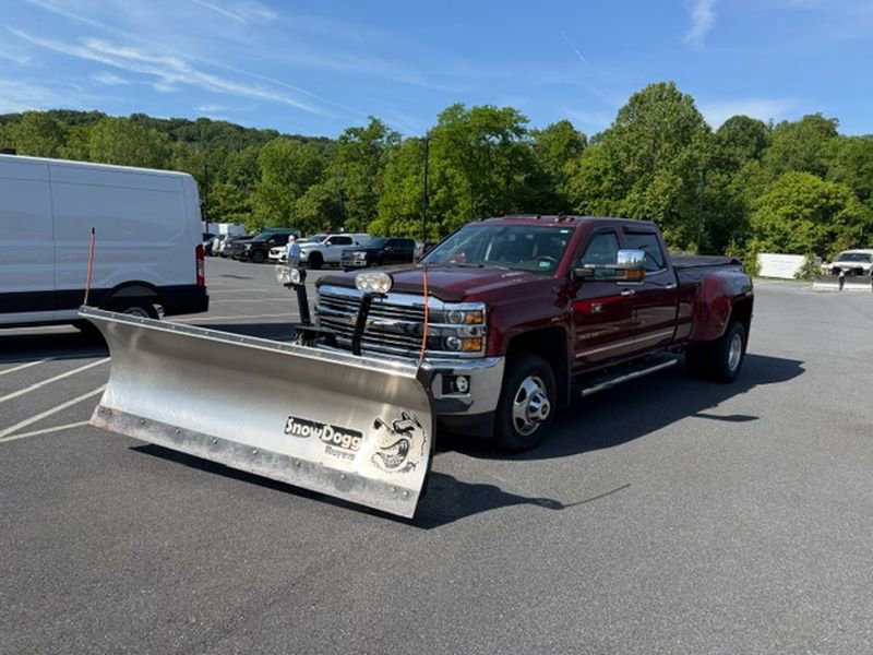 Used 2015 Chevrolet Silverado 3500 LTZ w/ Duramax Plus Package AWD/4WD image 2