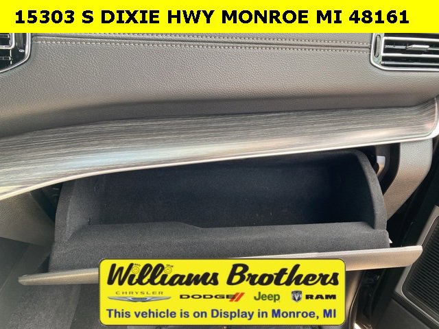 Used 2024 Jeep Wagoneer Series II w/ Flexible Seating Group image 21