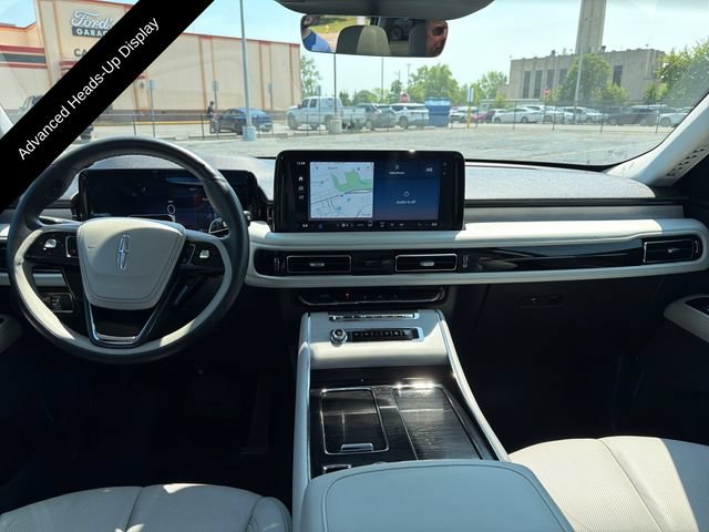 Certified 2025 Lincoln Aviator Reserve w/ Jet Appearance Package AWD/4WD image 17