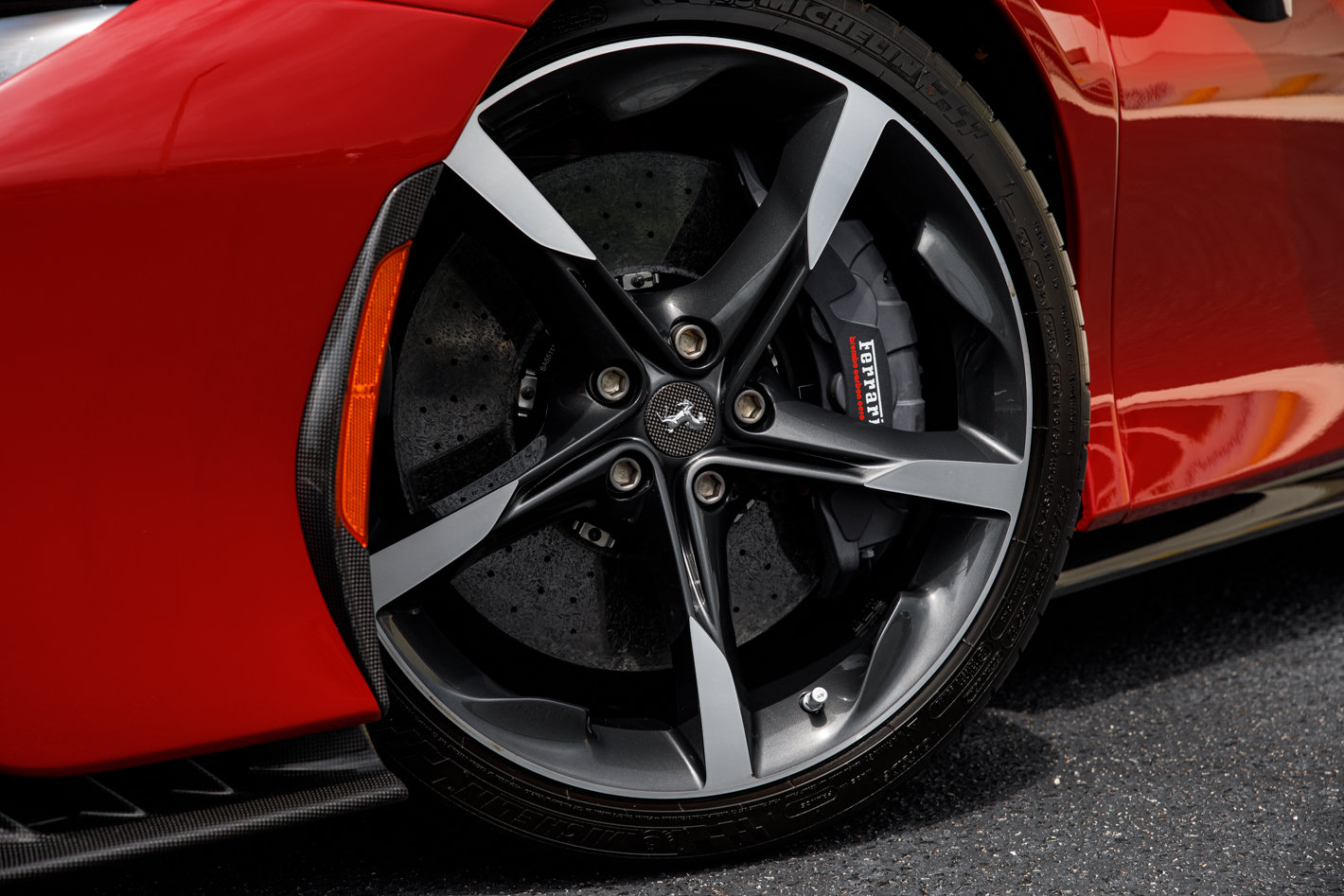 Used 2021 Ferrari SF90 Stradale AWD/4WD image 2