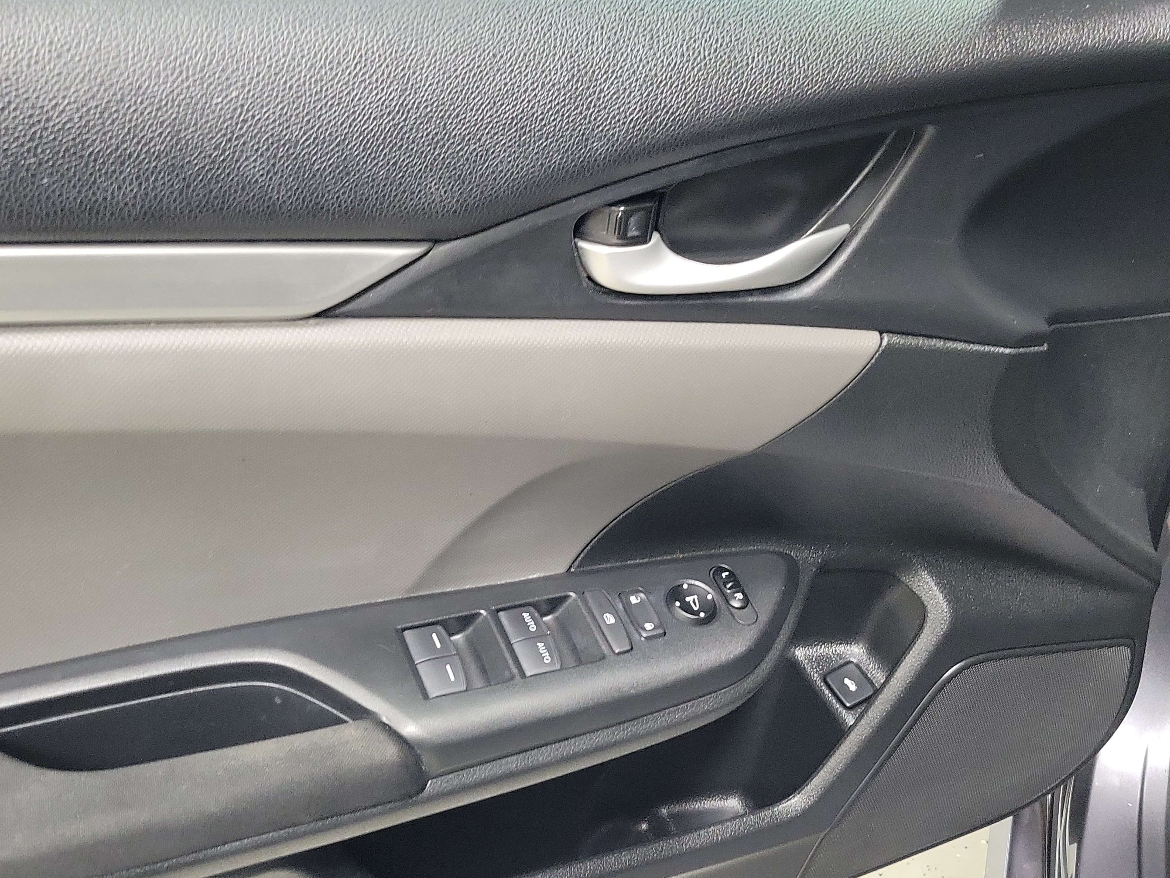 Used 2021 Honda Civic LX image 18