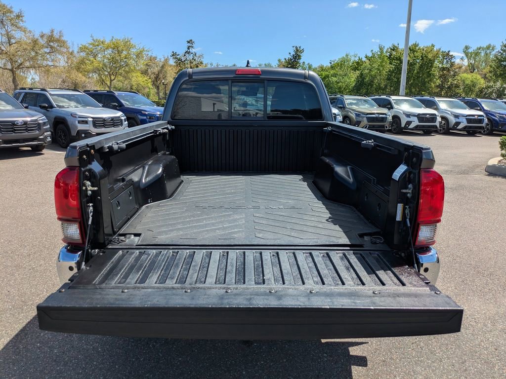 Used 2018 Toyota Tacoma SR5 image 12