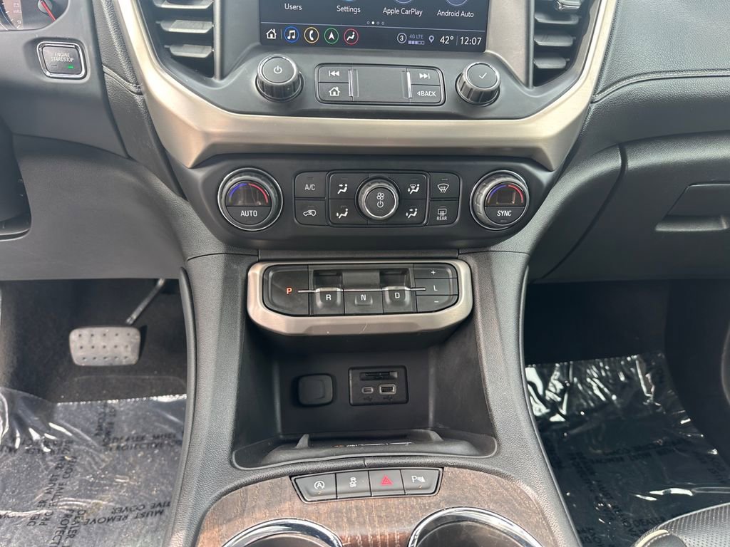 Used 2022 GMC Acadia Denali image 11