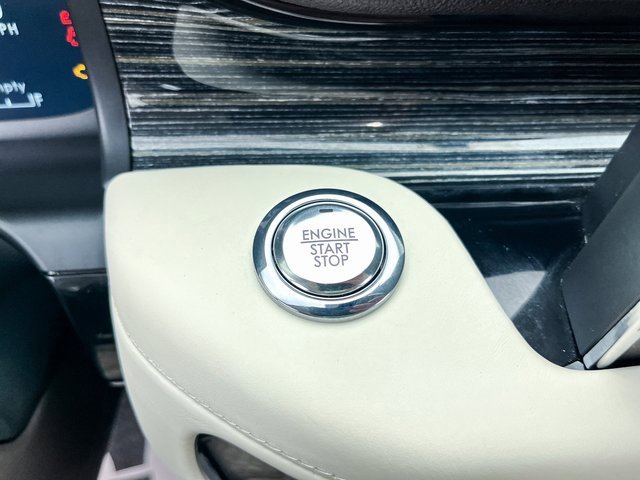 Used 2023 Lincoln Aviator Black Label w/ Dynamic Handling Package image 31