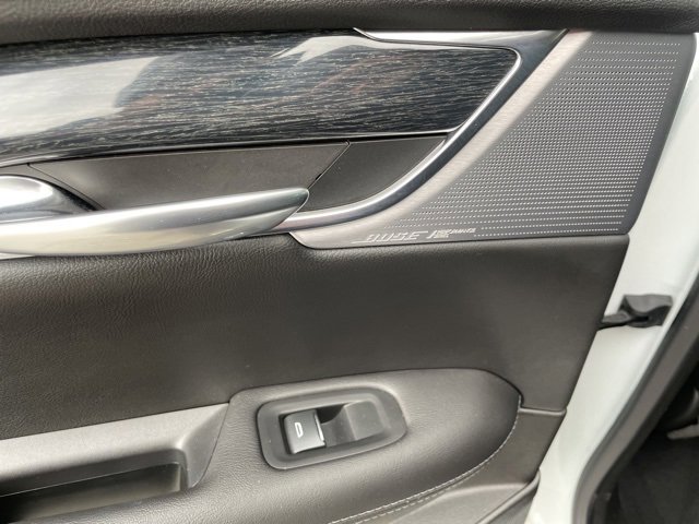 Used 2022 Cadillac XT5 Premium Luxury image 32