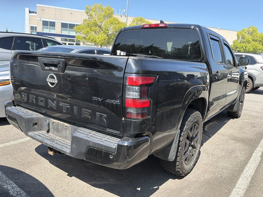 Used 2023 Nissan Frontier SV w/ Midnight Edition Package AWD/4WD image 4