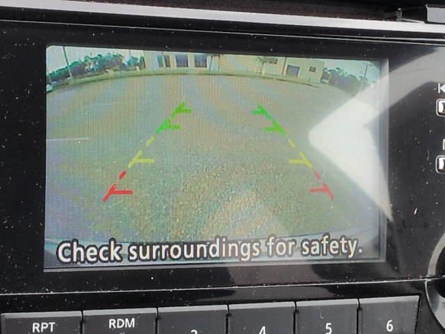 Used 2017 Nissan Rogue SV AWD/4WD image 22