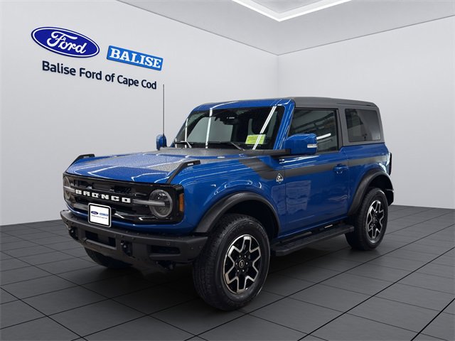 Used 2022 Ford Bronco Outer Banks image 2