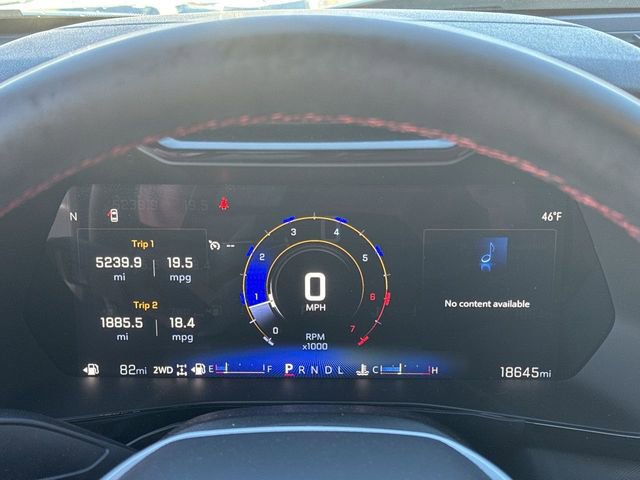 Used 2025 Chevrolet Colorado Z71 w/ Technology Package image 12