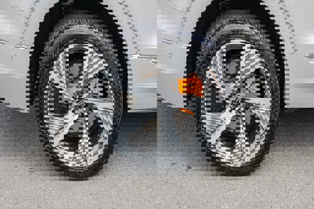 Used 2022 Audi e-tron Prestige w/ Prestige Package image 10