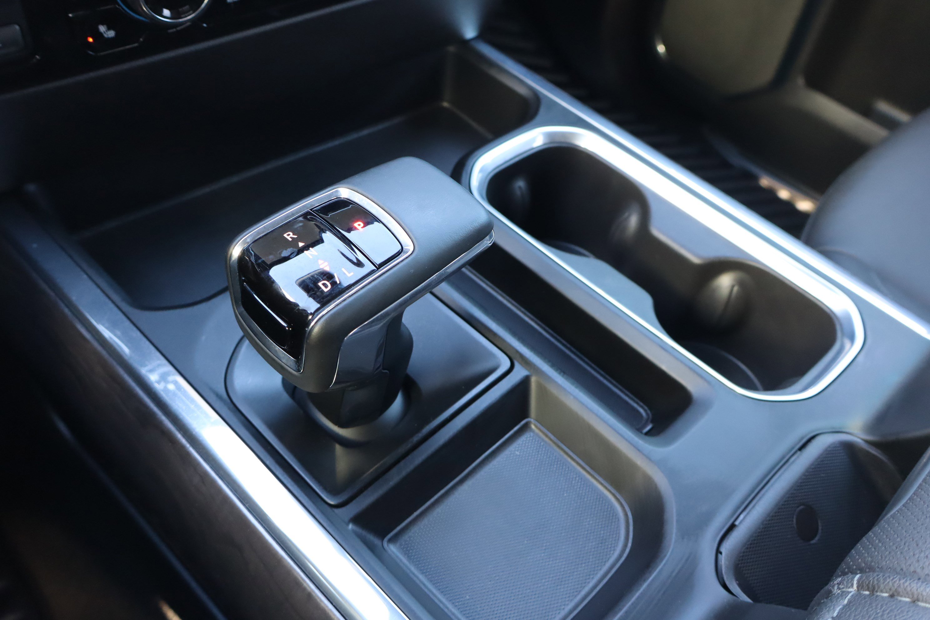 Used 2024 Chevrolet Silverado 1500 LTZ w/ Technology Package image 31