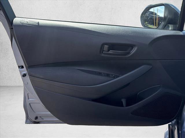 Used 2023 Toyota Corolla LE FWD image 11