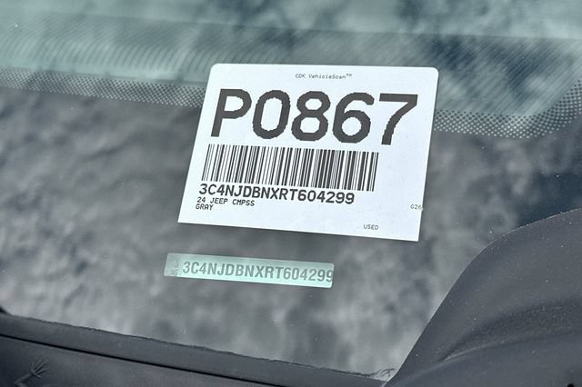 Certified 2024 Jeep Compass Latitude AWD/4WD image 28