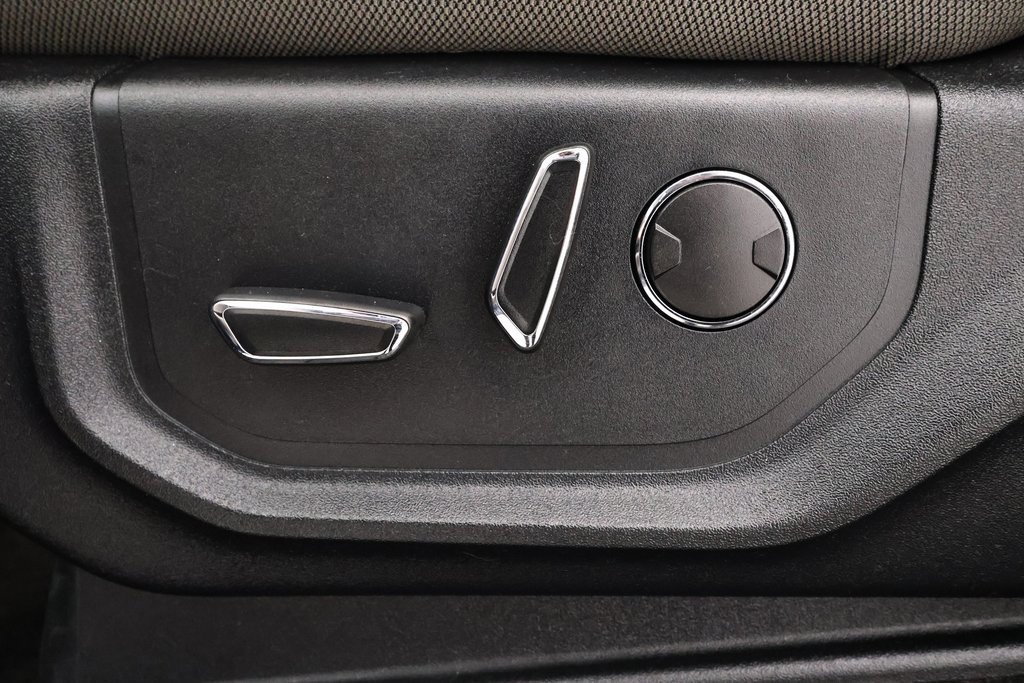 Certified 2018 Ford F150 XLT w/ Equipment Group 302A Luxury image 13