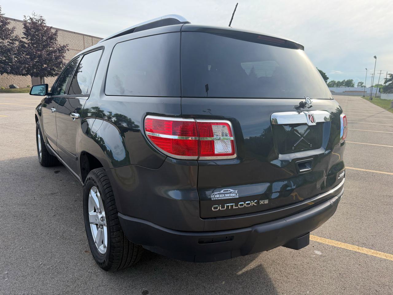 Used 2007 Saturn Outlook XE w/ Advanced Audio Pkg FWD image 7