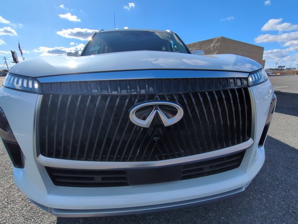 New 2026 INFINITI QX80 Luxe w/ Cargo Package AWD/4WD image 2