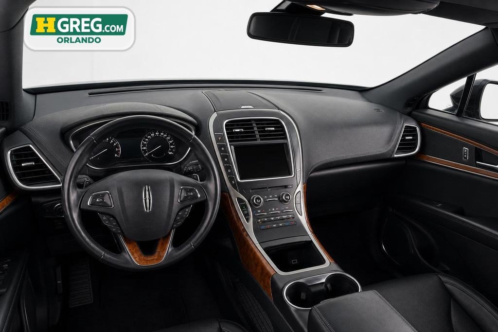 Used 2018 Lincoln MKX Reserve w/ Lincoln MKX Climate Package AWD/4WD image 11