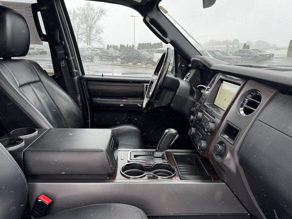 Used 2017 Ford Expedition EL Platinum image 10