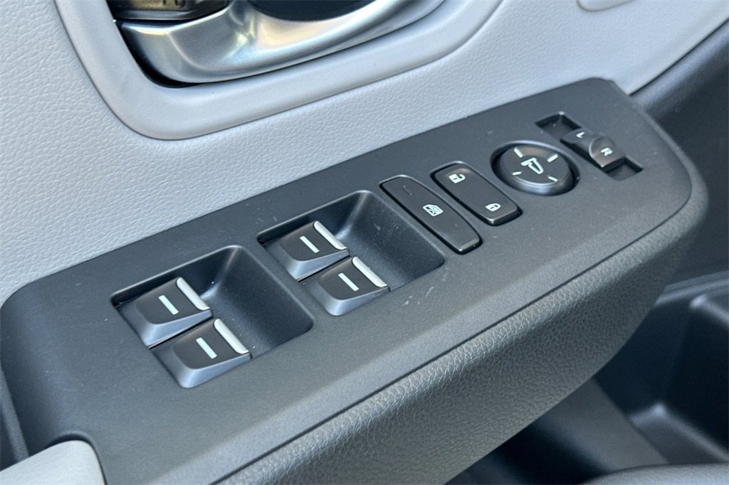 New 2025 Honda Pilot Touring image 12