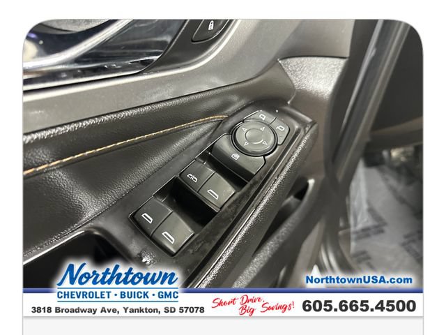 Used 2019 Chevrolet Traverse RS AWD/4WD image 11