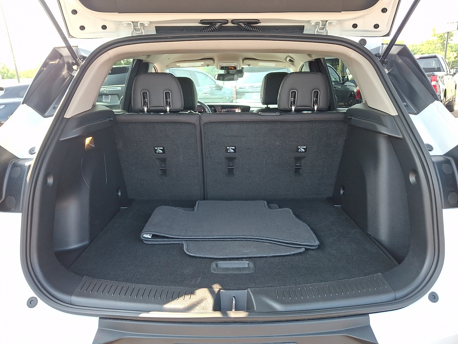 Used 2025 Buick Encore GX Preferred FWD image 28