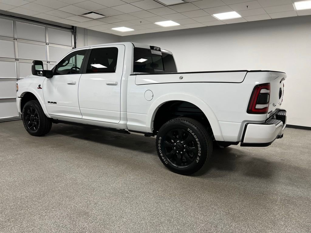 Used 2024 RAM 2500 Limited AWD/4WD image 9