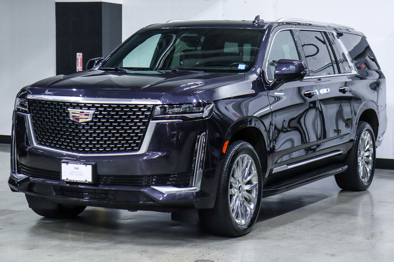 Used 2022 Cadillac Escalade ESV Premium Luxury
