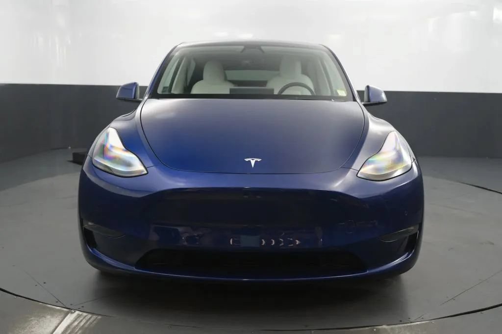 Used 2022 Tesla Model Y Performance AWD/4WD image 8
